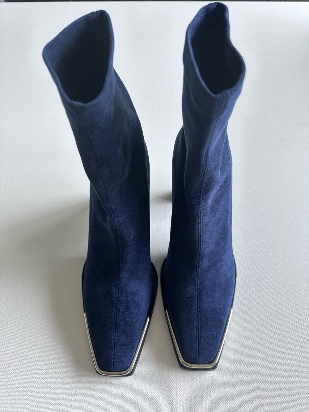TORGĒIS Navy Katya Block Heel Bootie - Picture 3 of 5